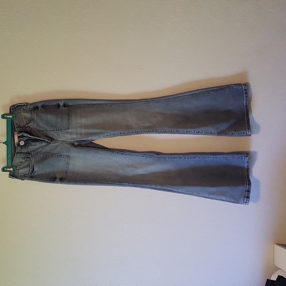 Bellbottoms